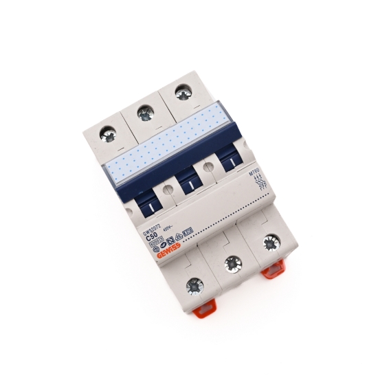 Imagine DISJUNCTOR 3P C 50A  6 KA   3MD GW  92072